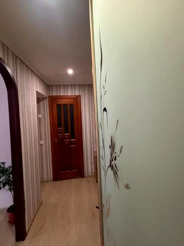 Терещенківська вул. (Червоного Козацтва), 10