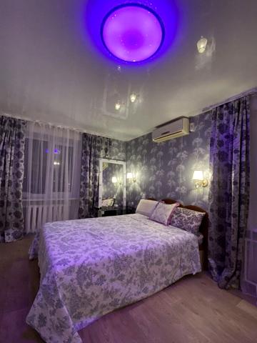 Центральний просп. (Леніна), 161