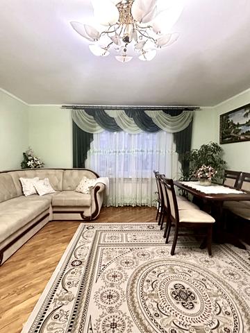 Володимира Великого вул., 6