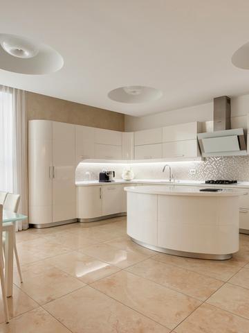 Успенська вул. (Чичерина), 2