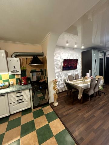 Канатна вул., 103