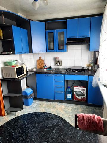 Українська вул., 35