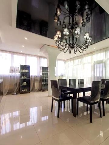 Панаса Мирного вул., 17