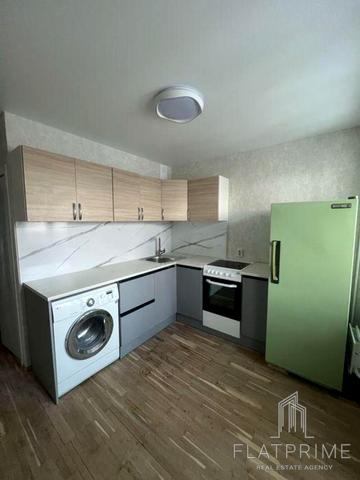 Георгія Гонгадзе просп. (Радянської України), 3-Б