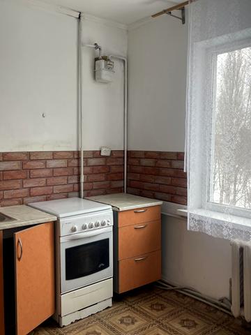 Польова пл., 15