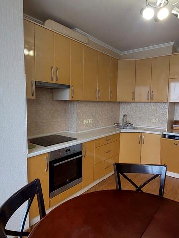 Бреуса вул., 63/1