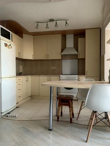 Миколи Пимоненка вул., 3