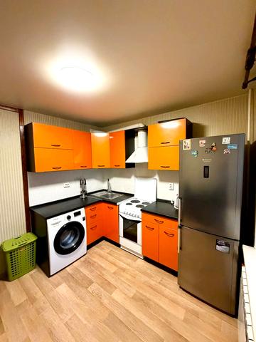 Слави бульв., 10