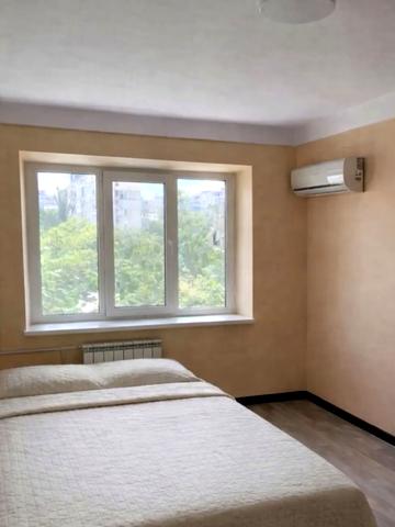 Оболонський просп., 7-Б