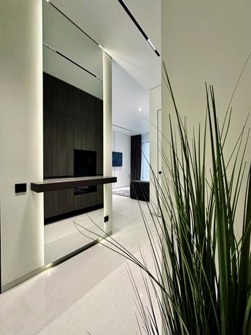 Набережна Перемоги вул., 7