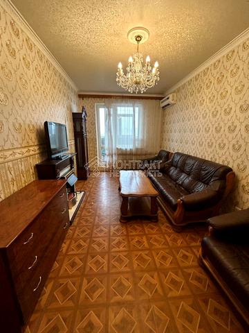 Нескорених вул. (Героїв Праці), 12г