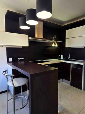 Олександра Мишуги вул., 2