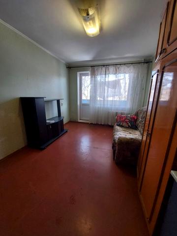 Ньютона вул., 143