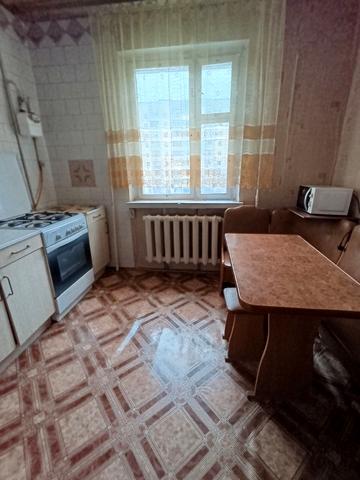 Червоний пров., 23