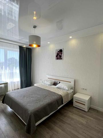 Канатна вул., 7