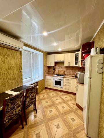 Інженера Преображенського просп. (Радянський), 25