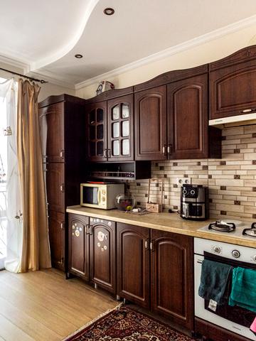 Юліана Целевича вул., 34/1