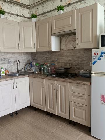 Парусна вул. (Героїв Сталінграду), 1н