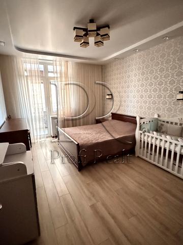 Митрополита Василя Липківського вул. (Урицького), 37-Б