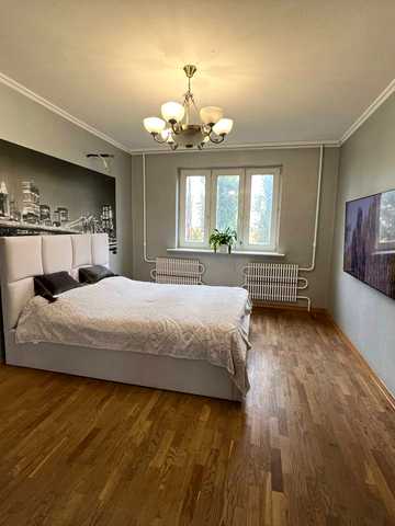 Кричевського вул., 40