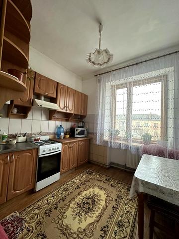 Грушевського, 25