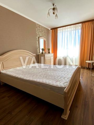 Саксаганського вул., 54/56