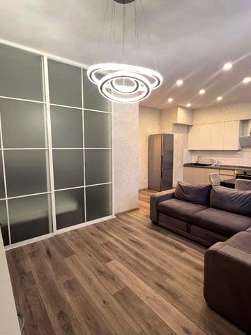 Джона Маккейна вул. (Івана Кудрі), 26