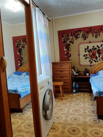 Захисників України вул. (1-го Травня), 2