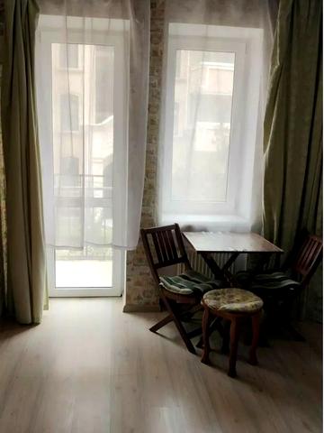 Вишнева вул., 3