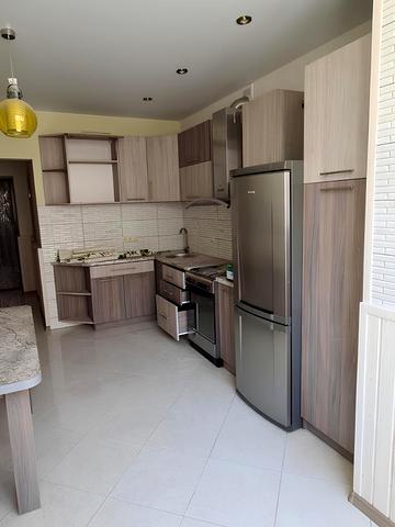 Тролейбусна вул., 24