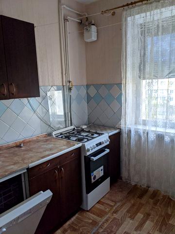 Металургів просп., 22