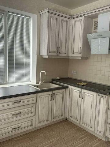 Першотравнева вул., 15