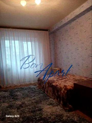 Зодчих вул., 32