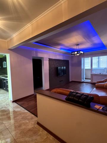 Йорданська вул. (Лайоша Гавро), 1-А