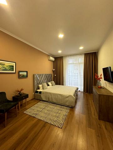 Дегтярна вул., 9