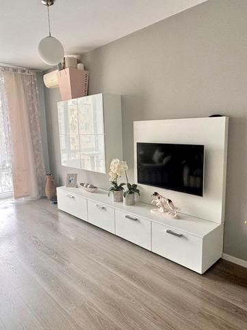 Валерія Лобановського вул., 29