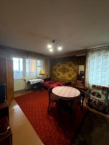 Князя Володимира Великого просп., 88