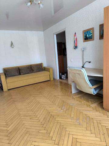 Олени Теліги вул., 17