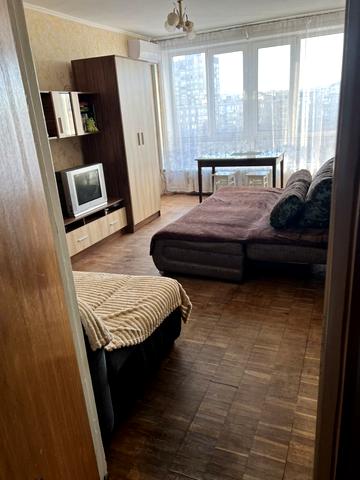 Андрія Малишка вул., 11