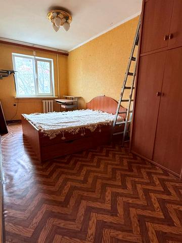 Краснова вул., 2