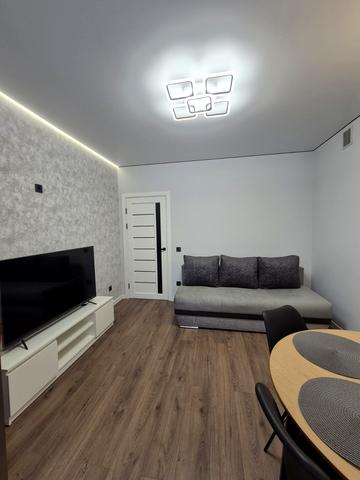 Ольги Кисілевської вул., 35