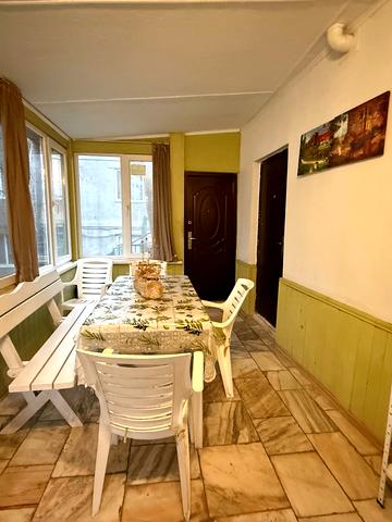 Вознесенський пров., 12