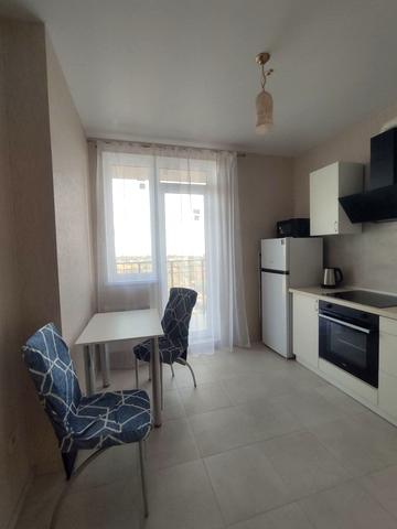 Михайла Грушевського вул., 30в