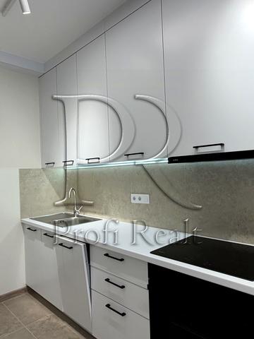 Васильківська вул., 37-Г