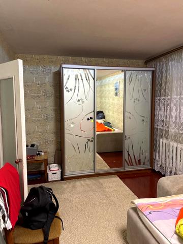 Олександра Клосовського вул., 10