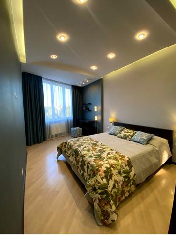 Шевченка просп., 4б