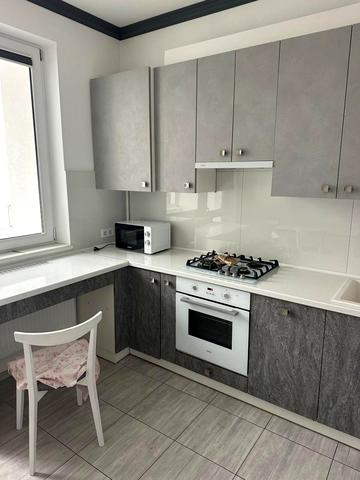 Князя Святослава пл., 5