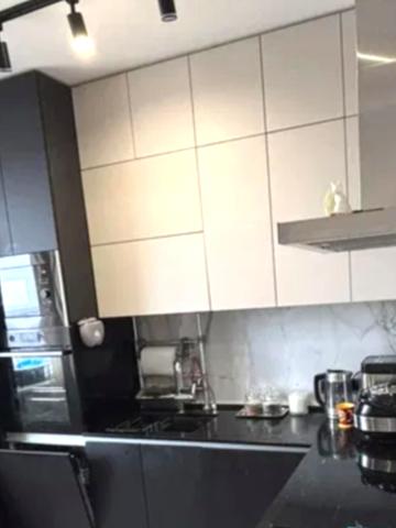 Перлинна вул., 8