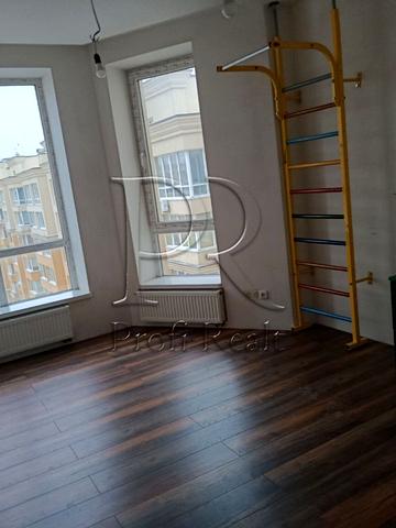 Зелена вул., 1