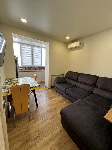 Миру вул., 59